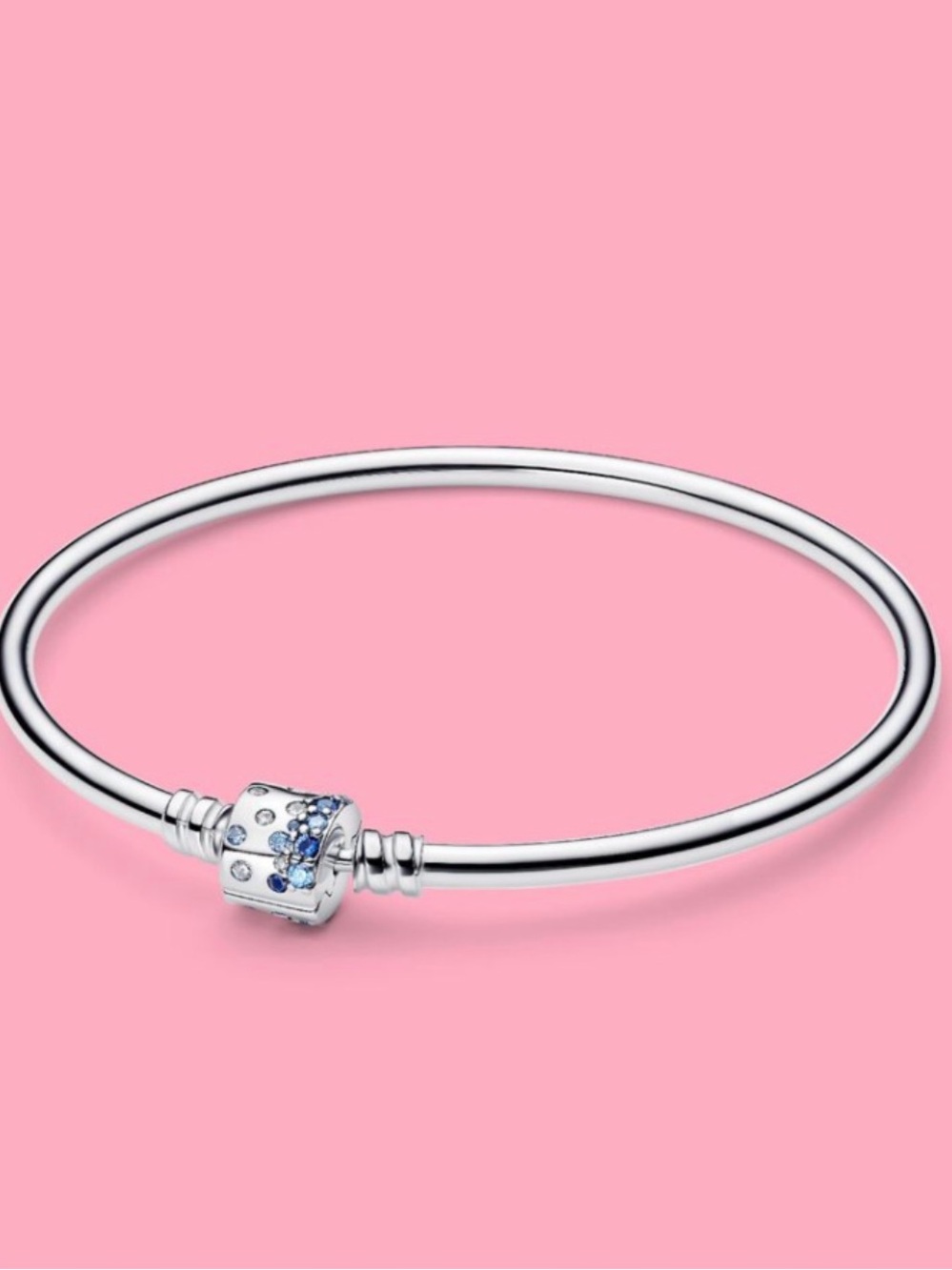 Sparkling Barrel Clasp Bangle (CRYSTAL)